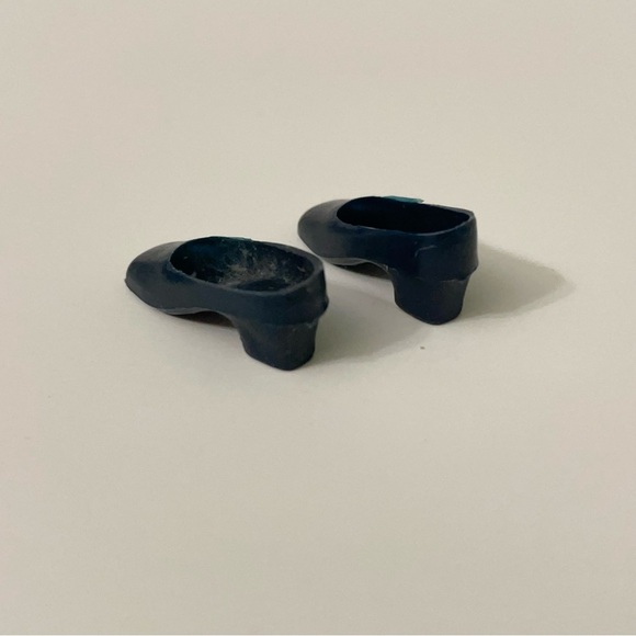 Vintage Barbie Black Shoes Doll Accessory Korea - Picture 5 of 14